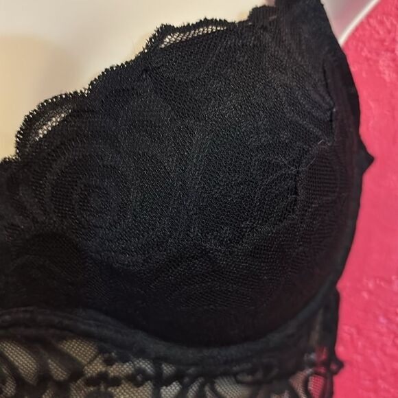 PINK Victoria's Secret Black Lace Underwire Bralette. Sz medium. - Picture 4 of 11